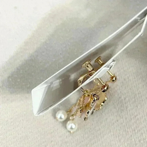 Sanrio Earrings Enamel Hello Kitty Earrings Japan Limited - Picture 5 of 9